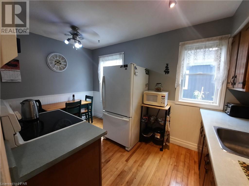 225 Mary StreetCentral Huron (Clinton), Ontario  N0M 1L0 - Photo 7 - X10780156