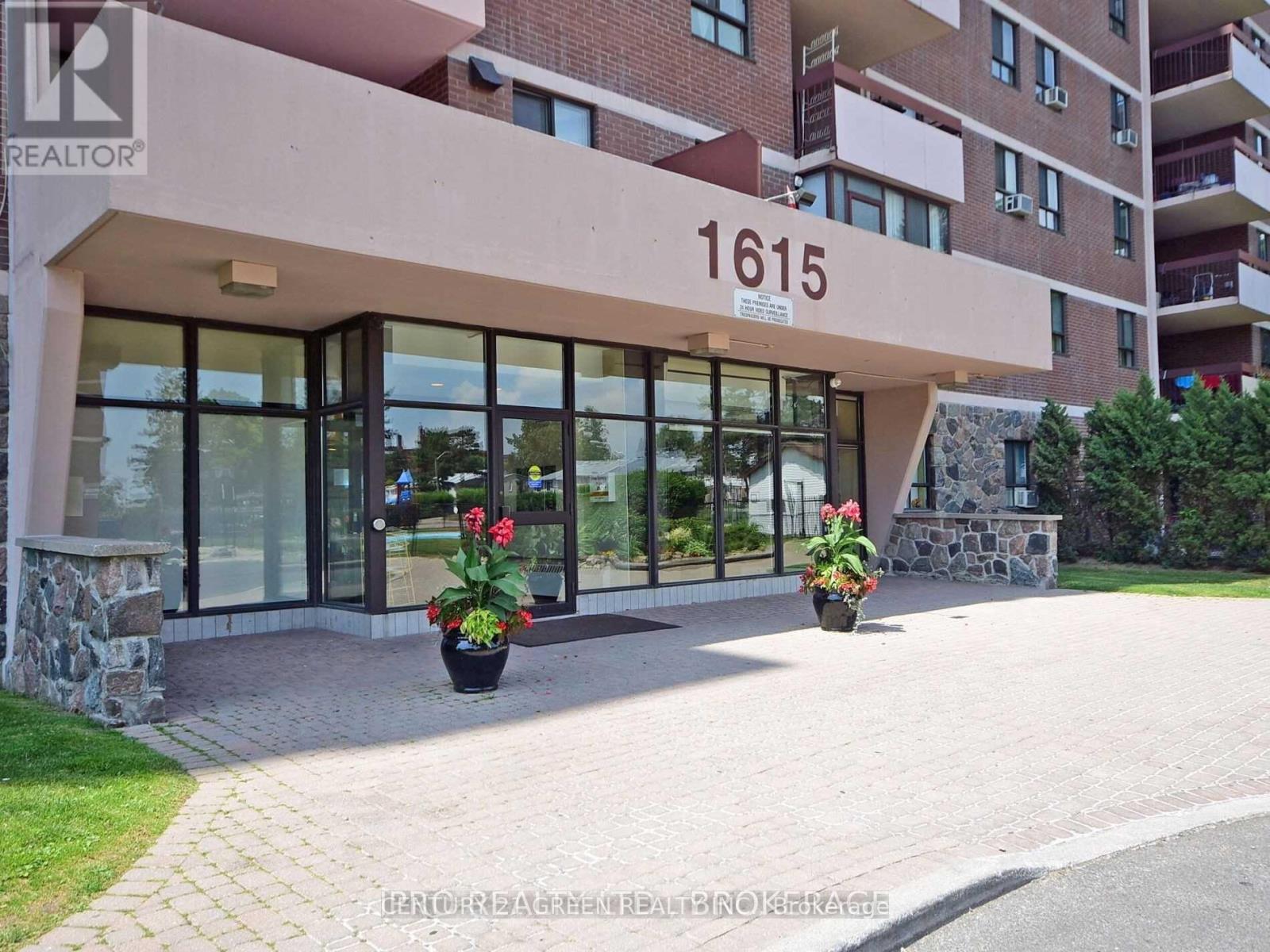 906 - 1615 Bloor Street, Mississauga, Ontario  L4X 1S2 - Photo 2 - W9385741