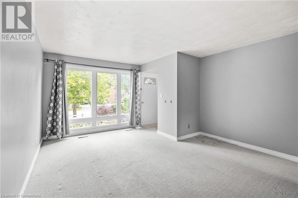 2384 Maryvale Court, Burlington, Ontario L7P 2P2 - Photo 2 - 40658846