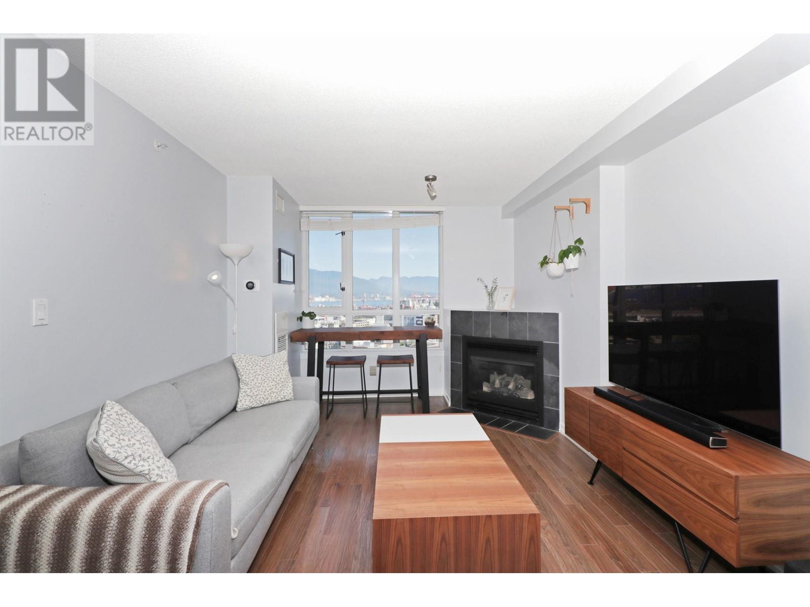 Property at 2207 63 KEEFER PLACE image 4