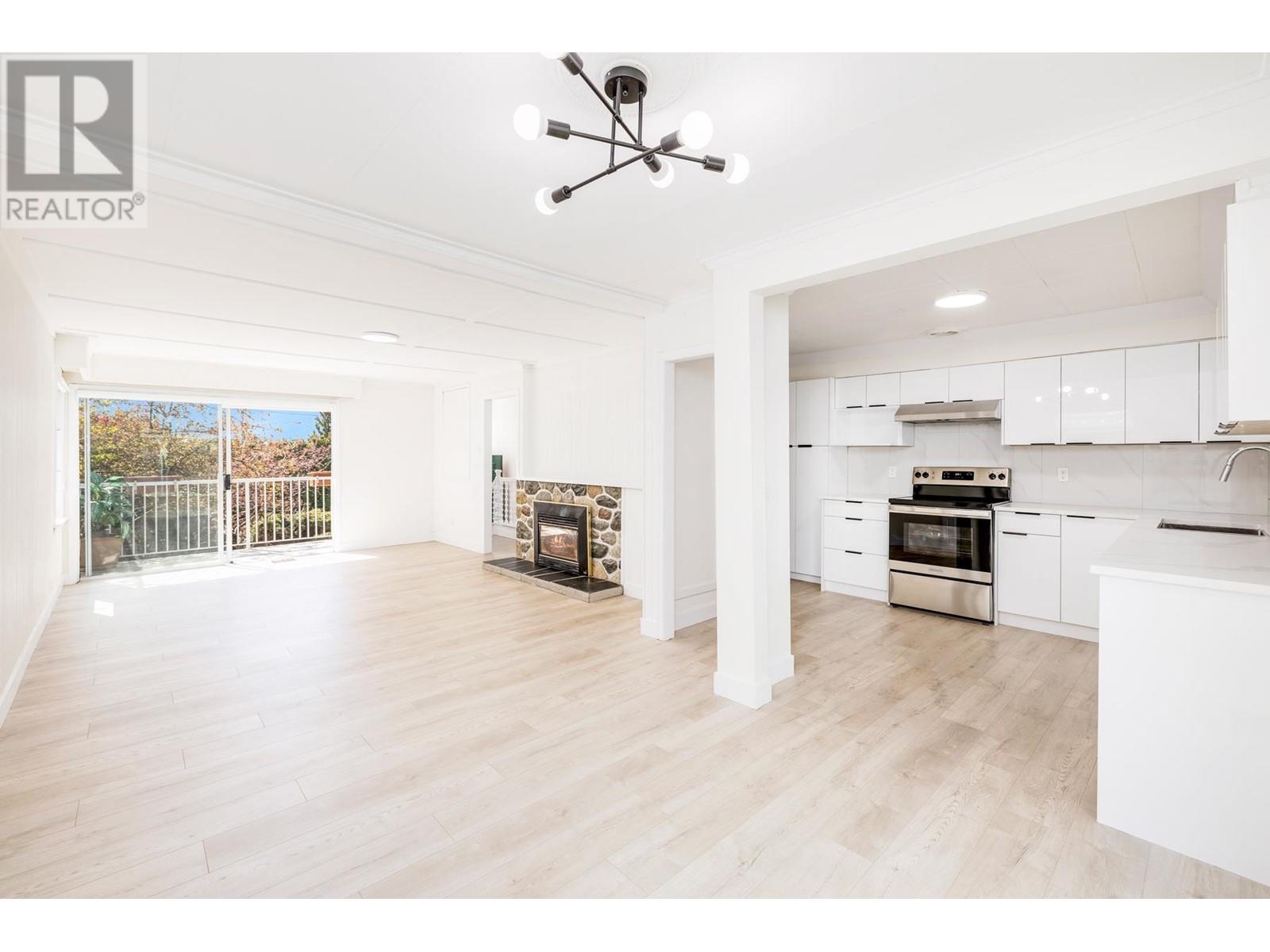 1235 JEFFERSON AVENUE