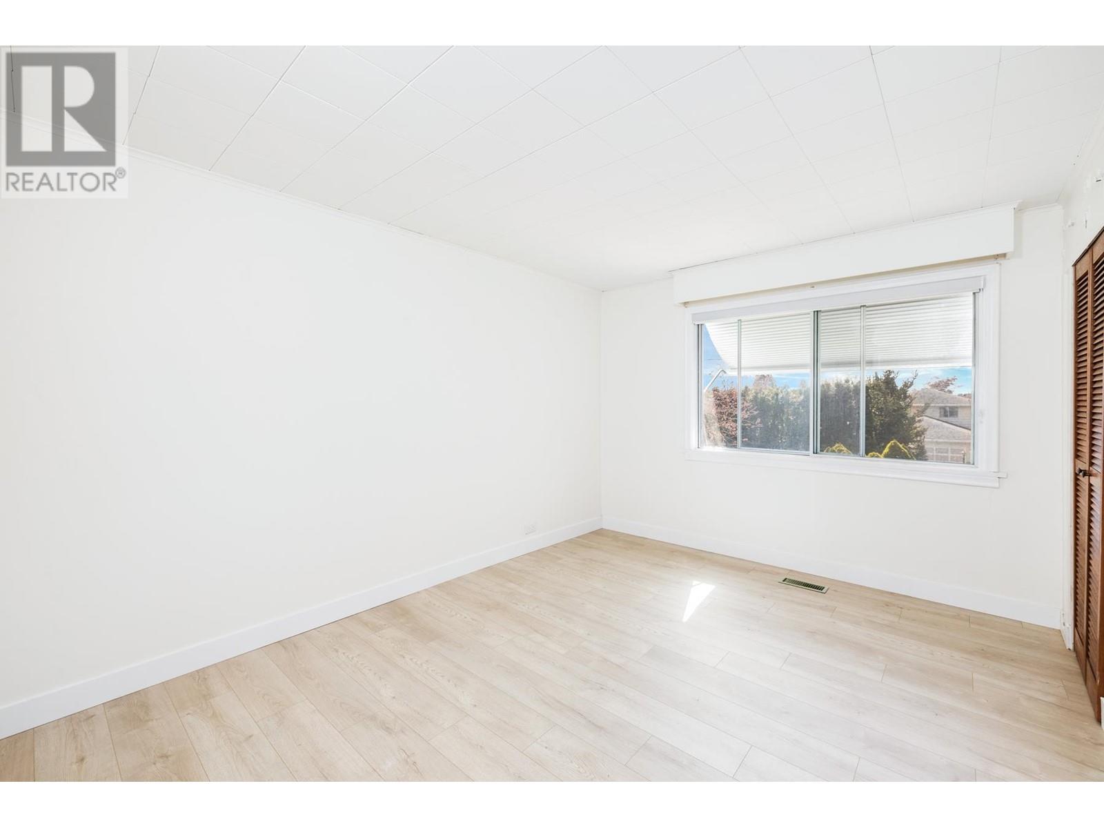 1235 JEFFERSON AVENUE