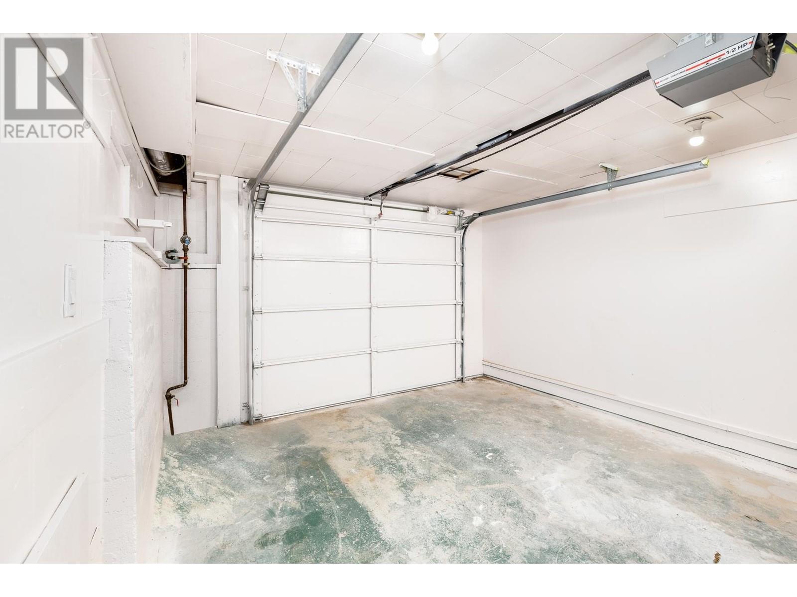 1235 JEFFERSON AVENUE