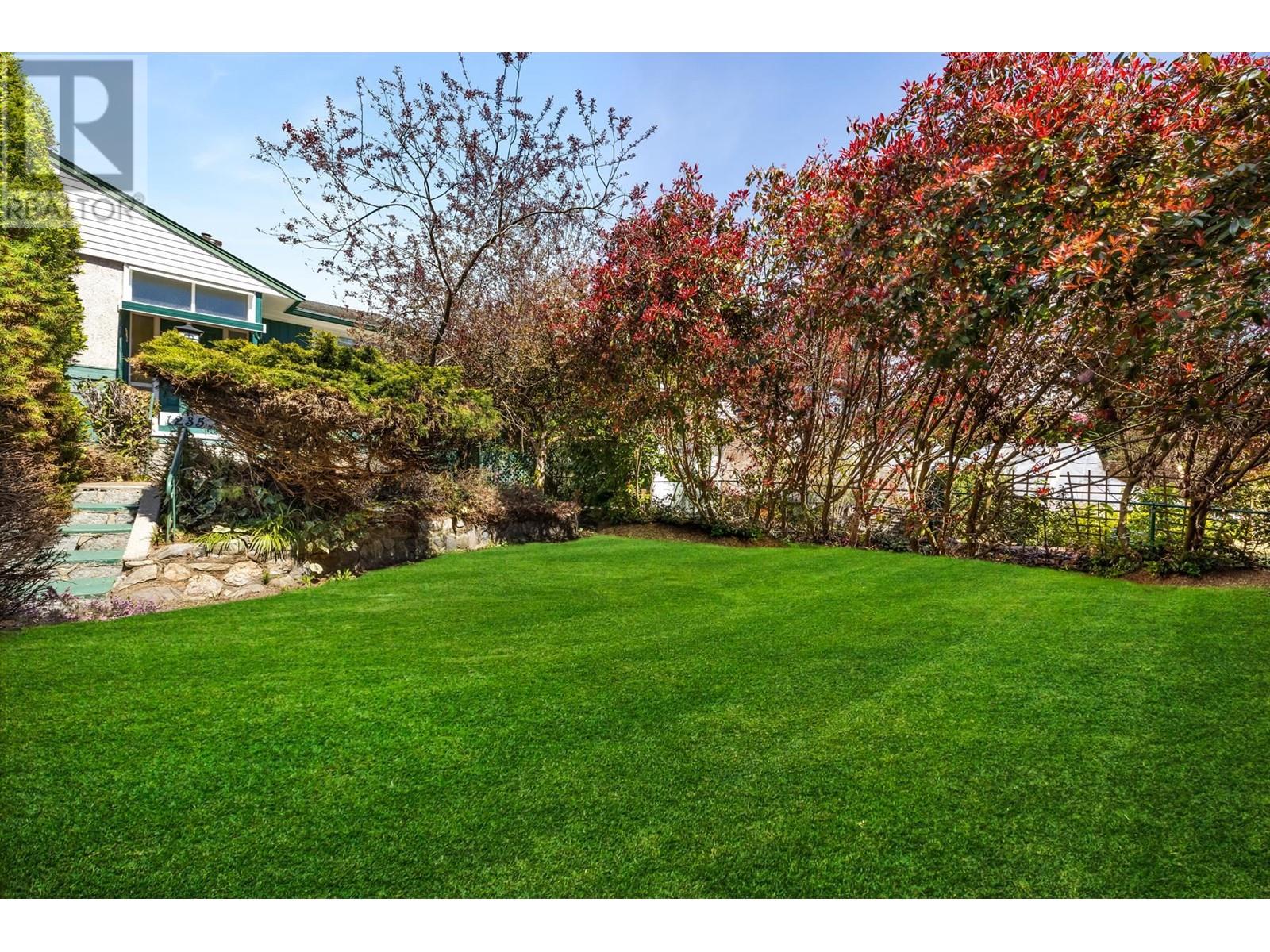 1235 JEFFERSON AVENUE