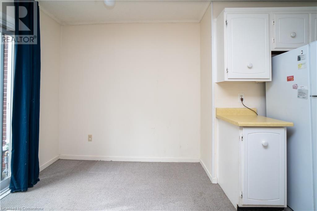 121 University Avenue E Unit# 29, Waterloo, Ontario  N2J 4J1 - Photo 7 - 40658924