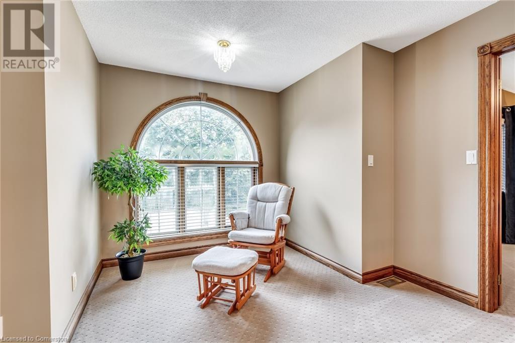 7689 Mount Carmel BoulevardNiagara Falls, Ontario  L2H 2Y3 - Photo 16 - 40657147