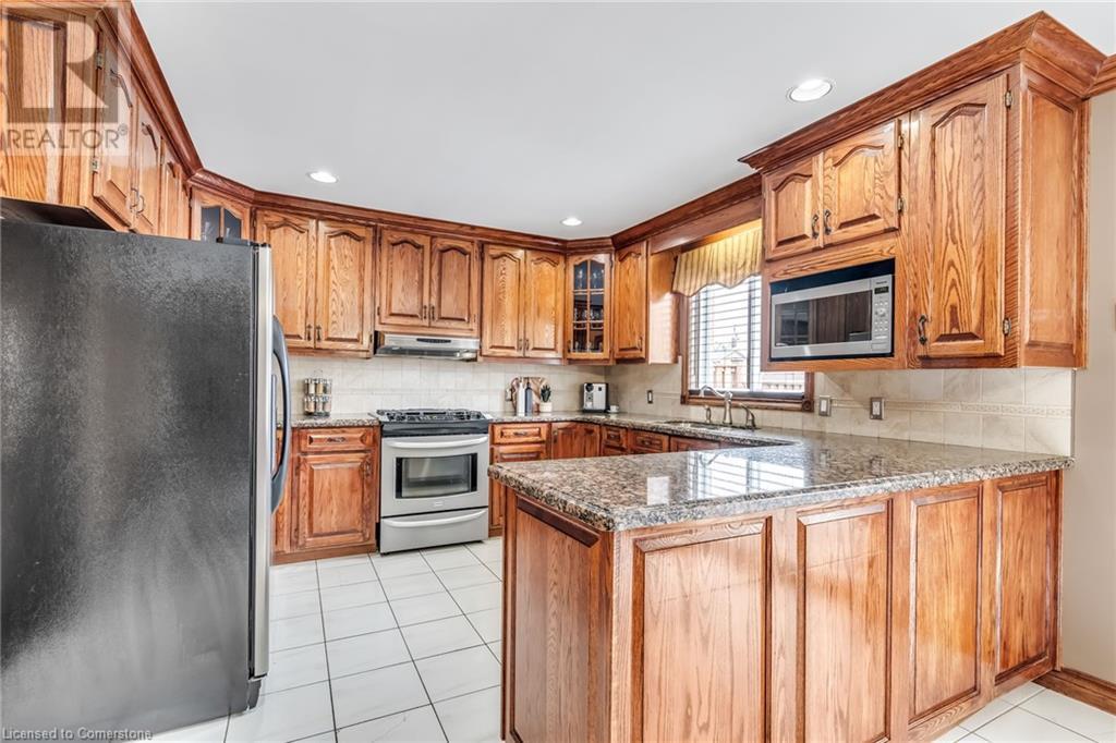 7689 Mount Carmel BoulevardNiagara Falls, Ontario  L2H 2Y3 - Photo 11 - 40657147