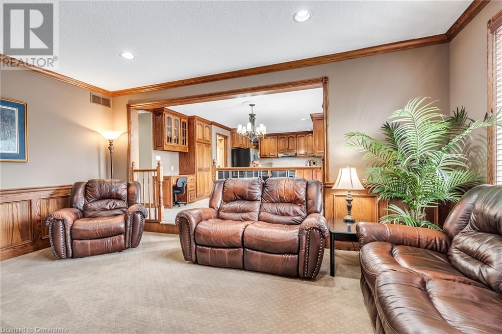 7689 Mount Carmel BoulevardNiagara Falls, Ontario  L2H 2Y3 - Photo 14 - 40657147