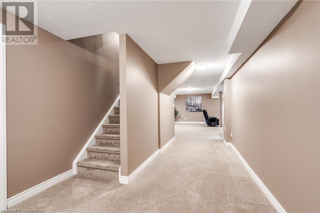 7689 Mount Carmel BoulevardNiagara Falls, Ontario  L2H 2Y3 - Photo 27 - 40657147