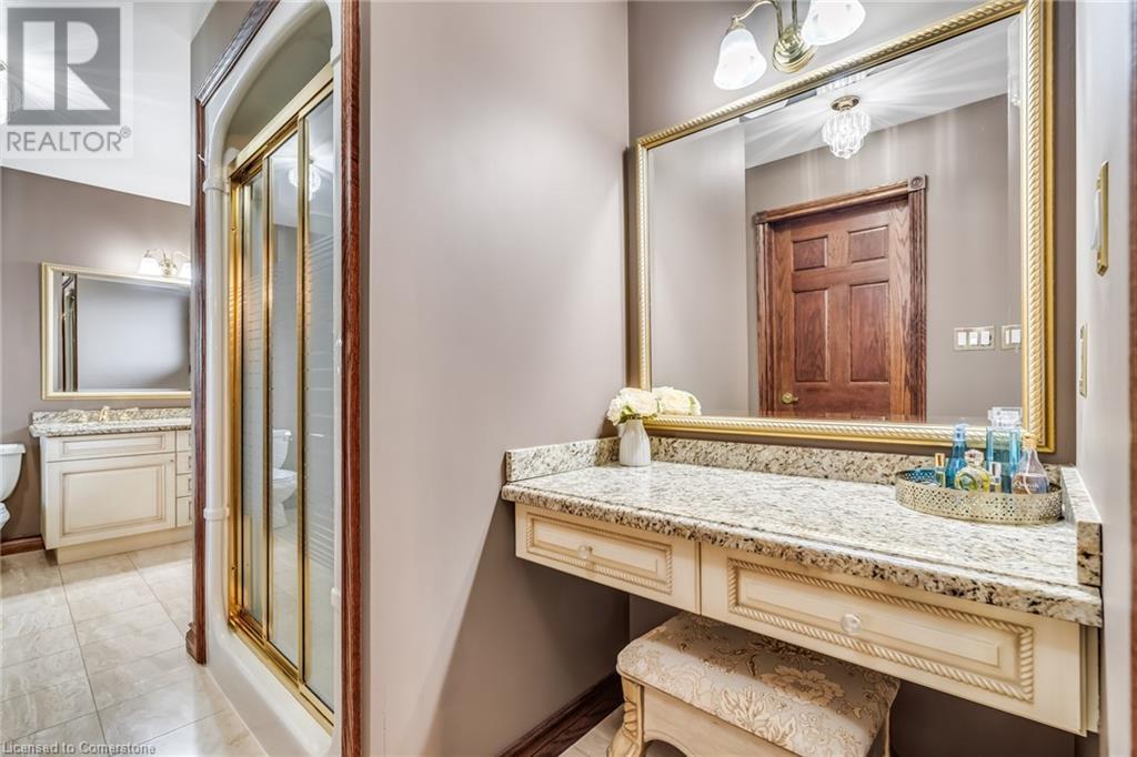 7689 Mount Carmel BoulevardNiagara Falls, Ontario  L2H 2Y3 - Photo 23 - 40657147