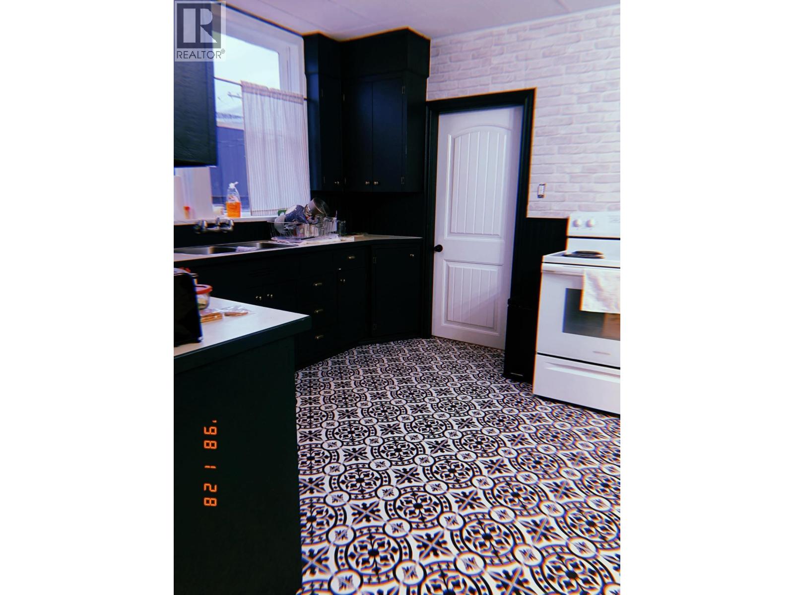 1176 Main Street, Smithers, British Columbia V0J 2N0 - Photo 12 - C8063498