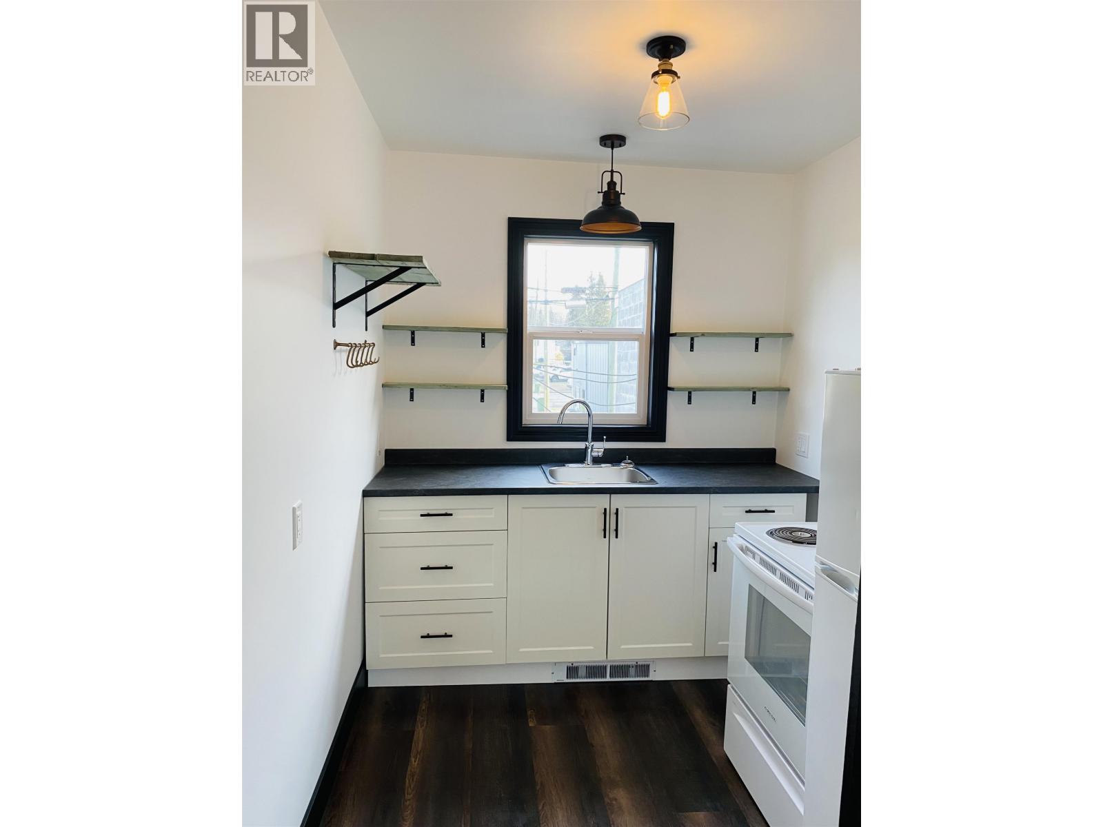 1176 Main Street, Smithers, British Columbia V0J 2N0 - Photo 28 - C8063498