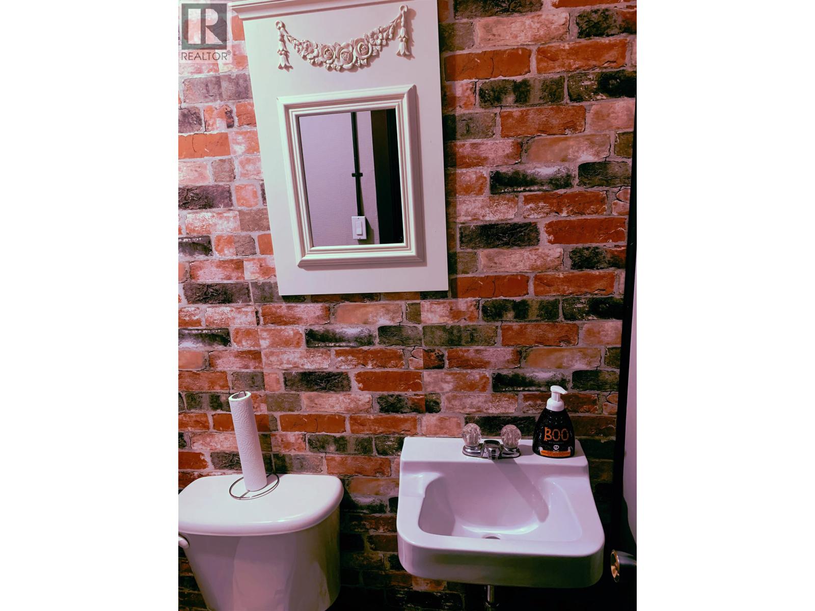 1176 Main Street, Smithers, British Columbia V0J 2N0 - Photo 26 - C8063498