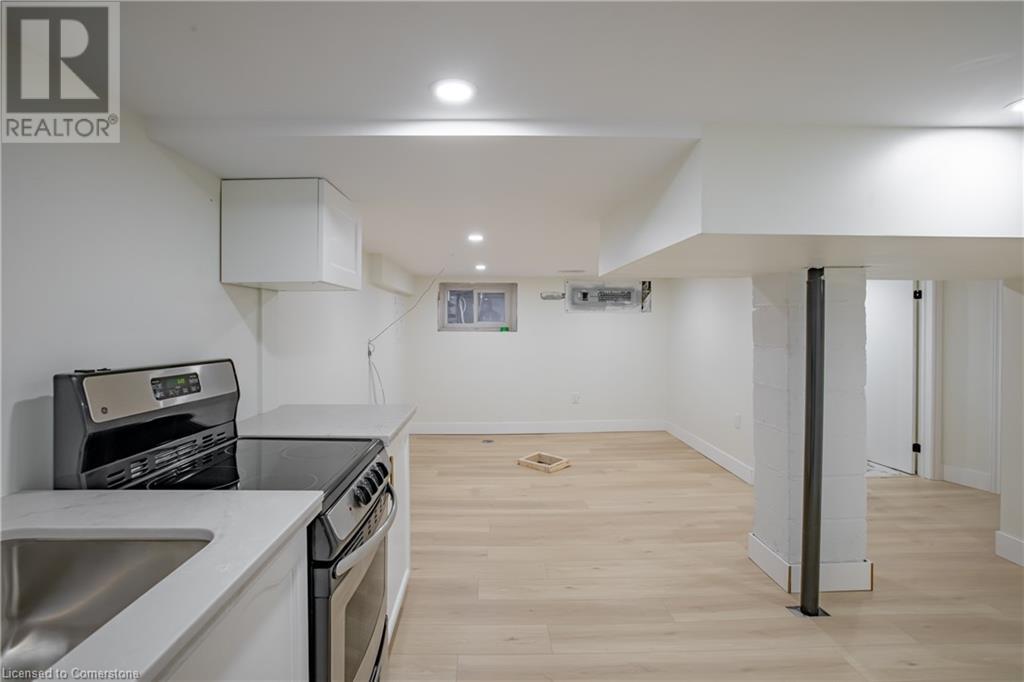 149 Leinster Street N Unit# Lower, Hamilton, Ontario  L8L 6Y1 - Photo 5 - 40654799