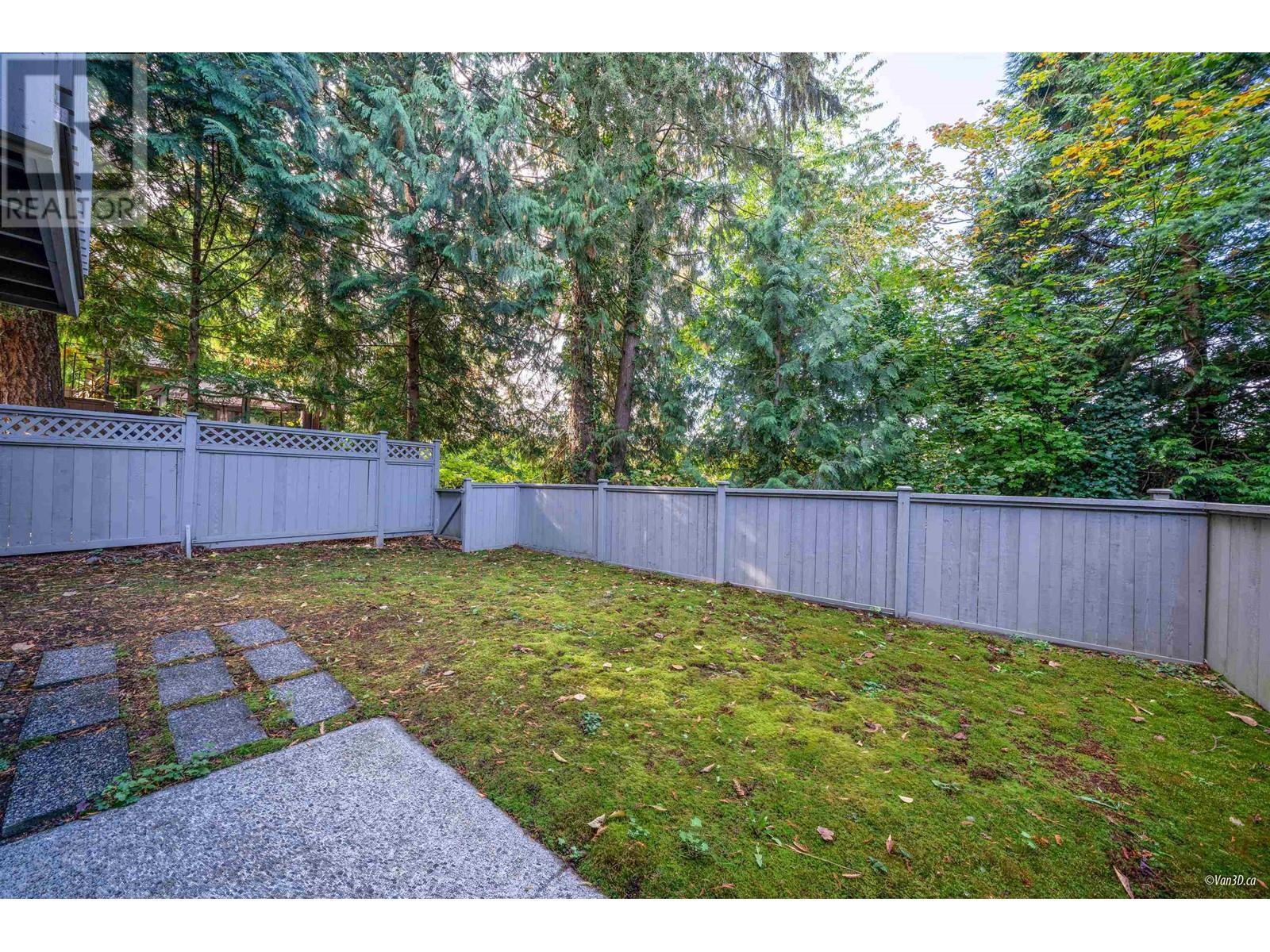 4738 Cedarglen Place, Burnaby, British Columbia  V5G 4B7 - Photo 33 - R2933317