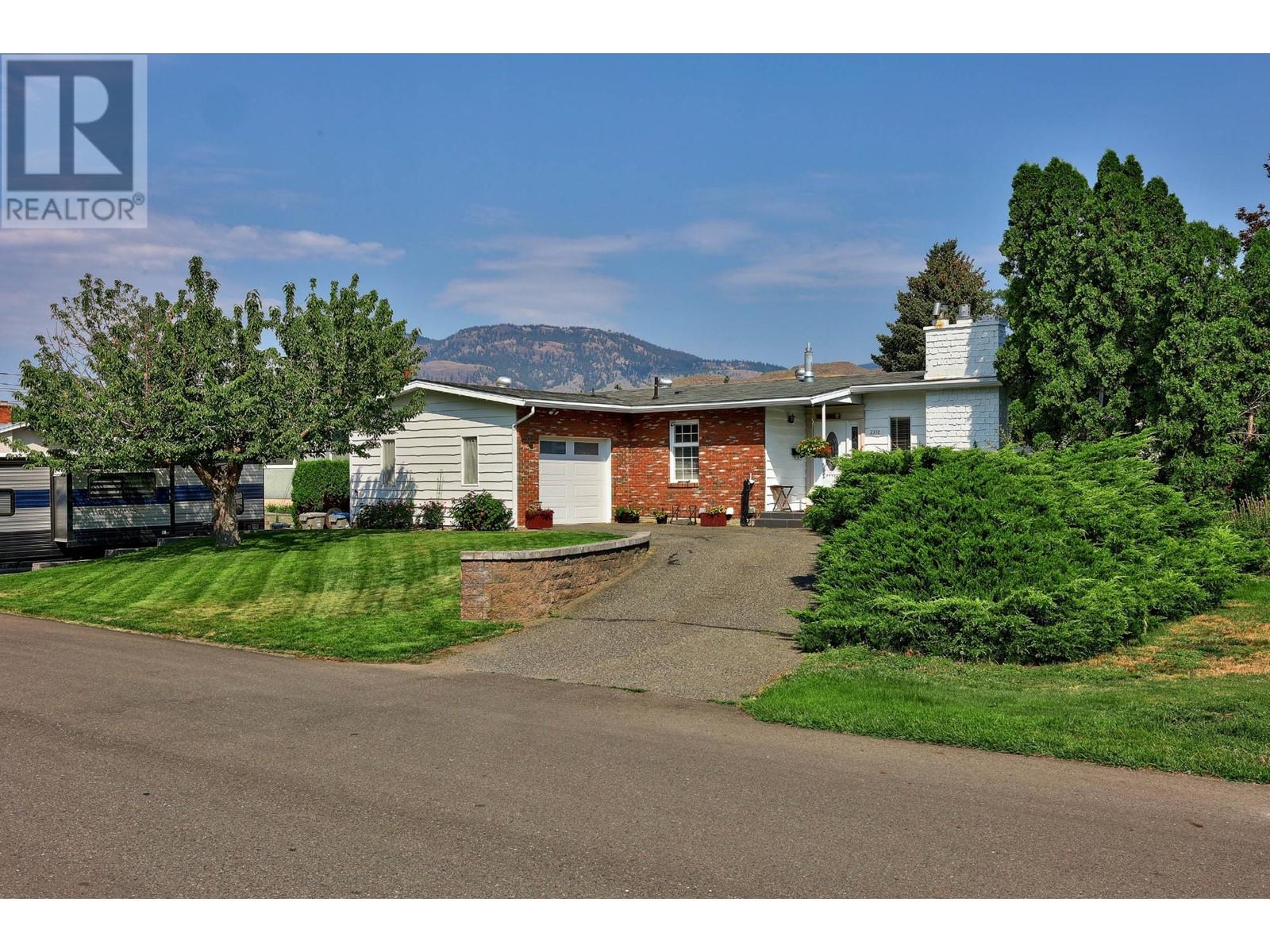 2370 GREENFIELD AVE, kamloops, British Columbia