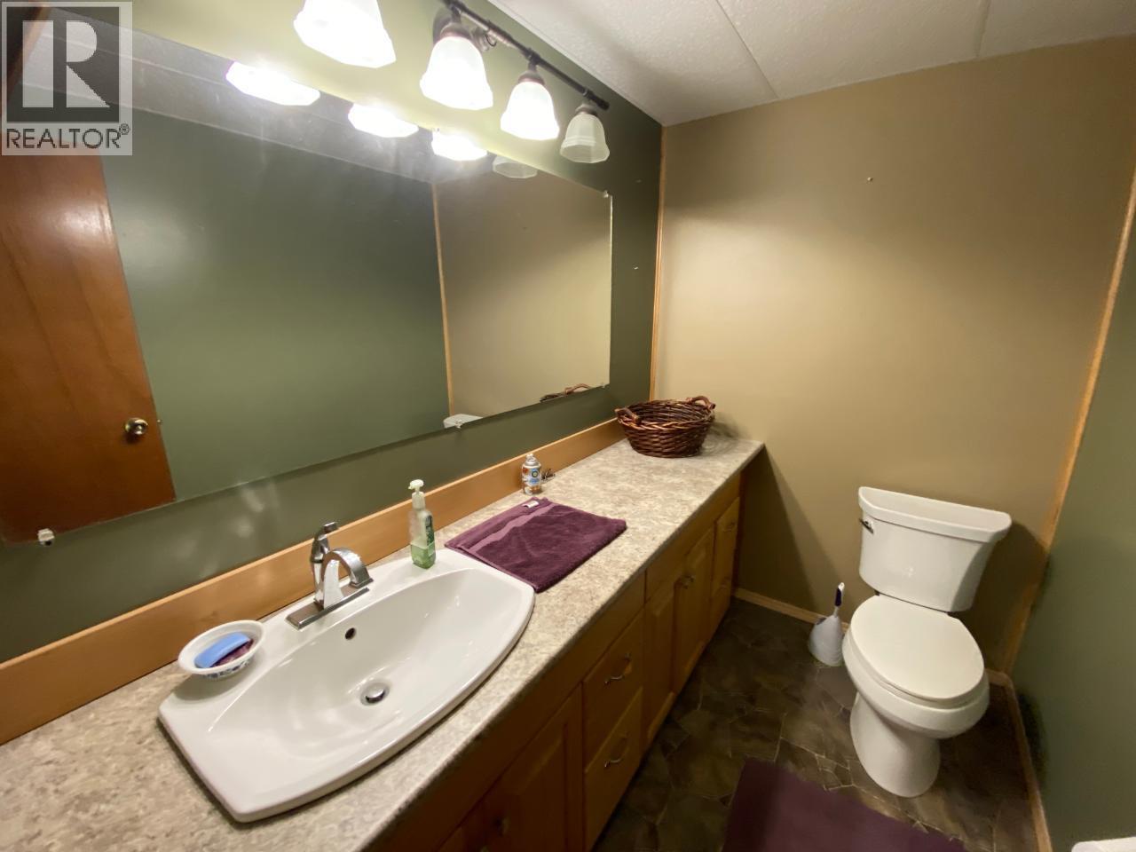 3711 212 Road, Dawson Creek, British Columbia V1G 4E7 - Photo 23 - 201414