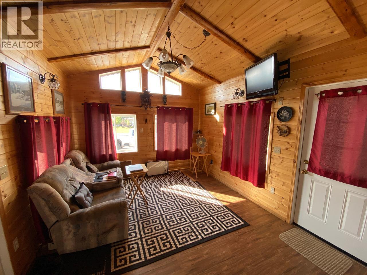 3711 212 Road, Dawson Creek, British Columbia V1G 4E7 - Photo 46 - 201414