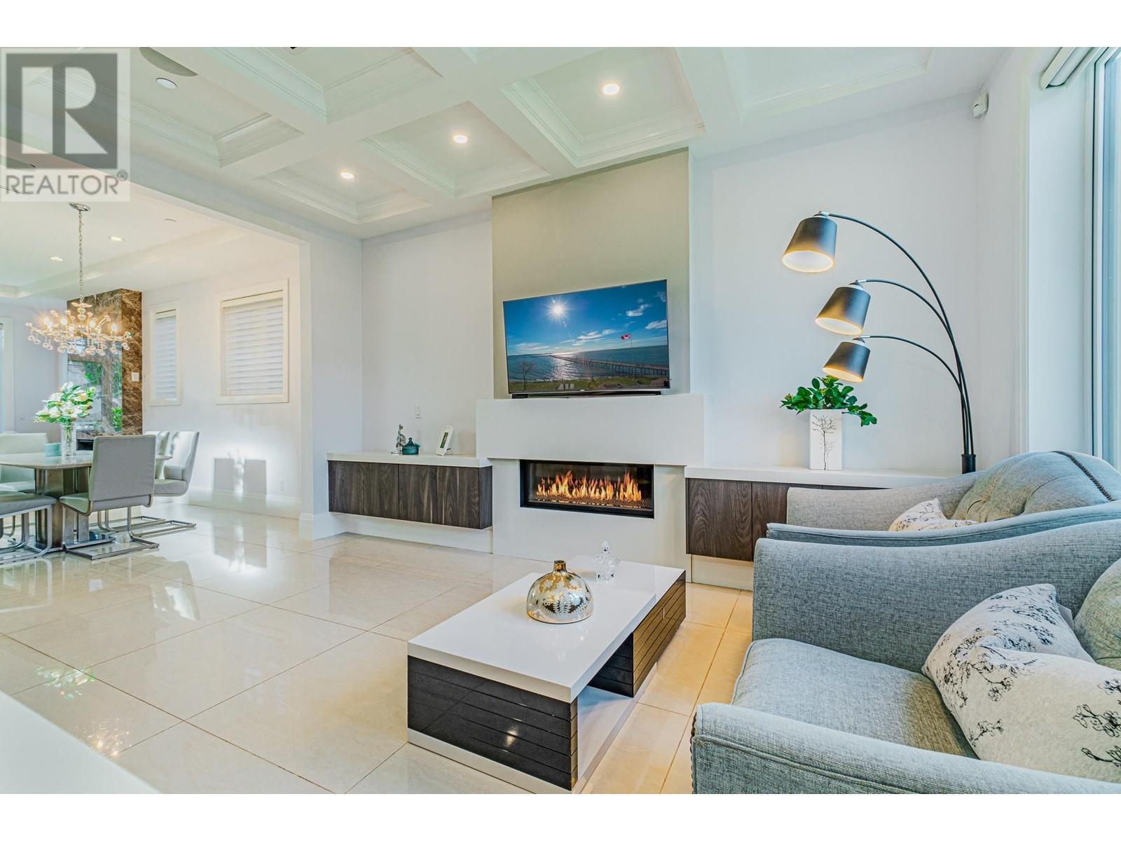 Listing Picture 5 of 27 : 3908 W 17TH AVENUE, Vancouver / 溫哥華 - 魯藝地產 Yvonne Lu Group - MLS Medallion Club Member