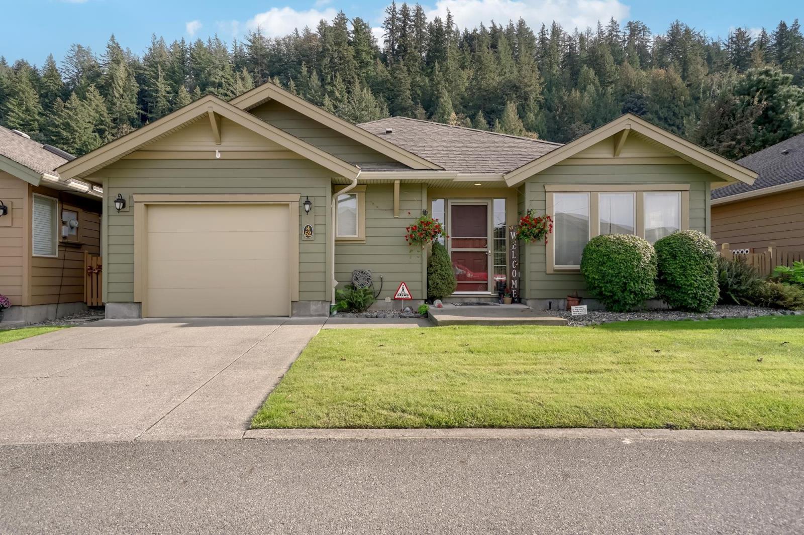 52 46000 THOMAS ROAD, chilliwack, British Columbia V2R5W6