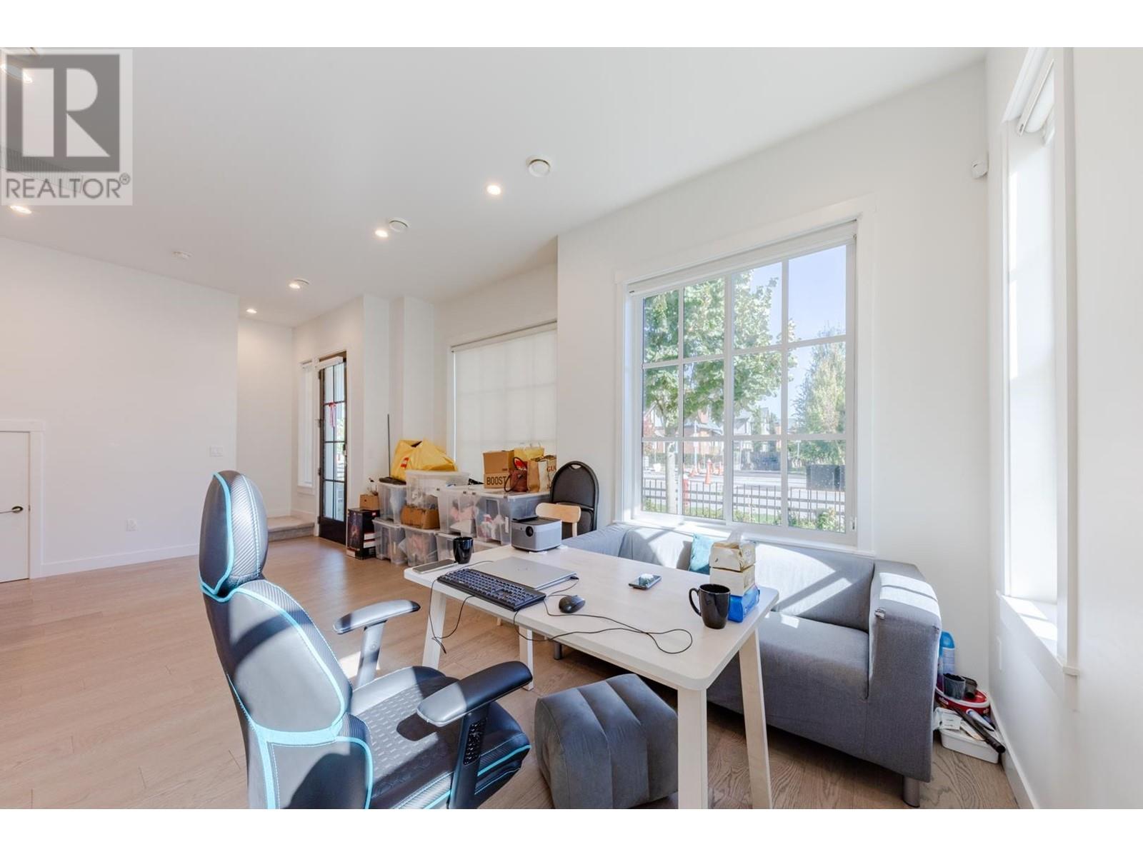 Property at 1 10495 NO. 2 ROAD image 3