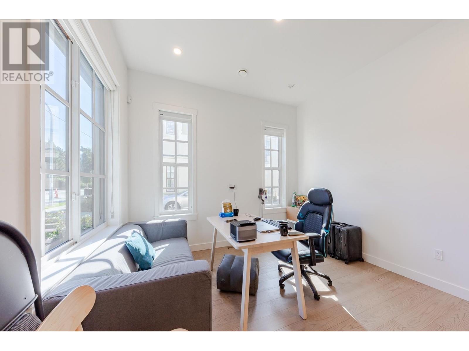 Property at 1 10495 NO. 2 ROAD image 4