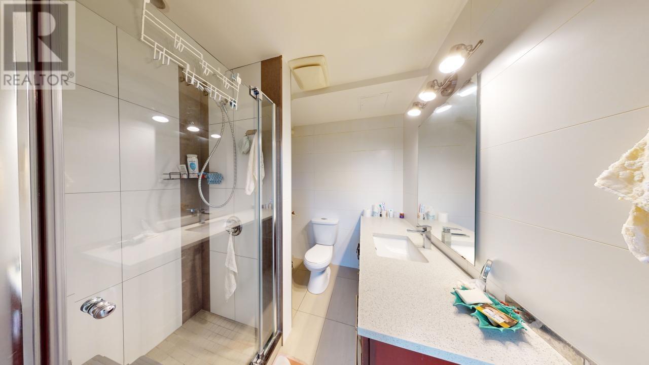 Listing Picture 13 of 31 : 7920 FROBISHER DRIVE, Richmond / 烈治文 - 魯藝地產 Yvonne Lu Group - MLS Medallion Club Member