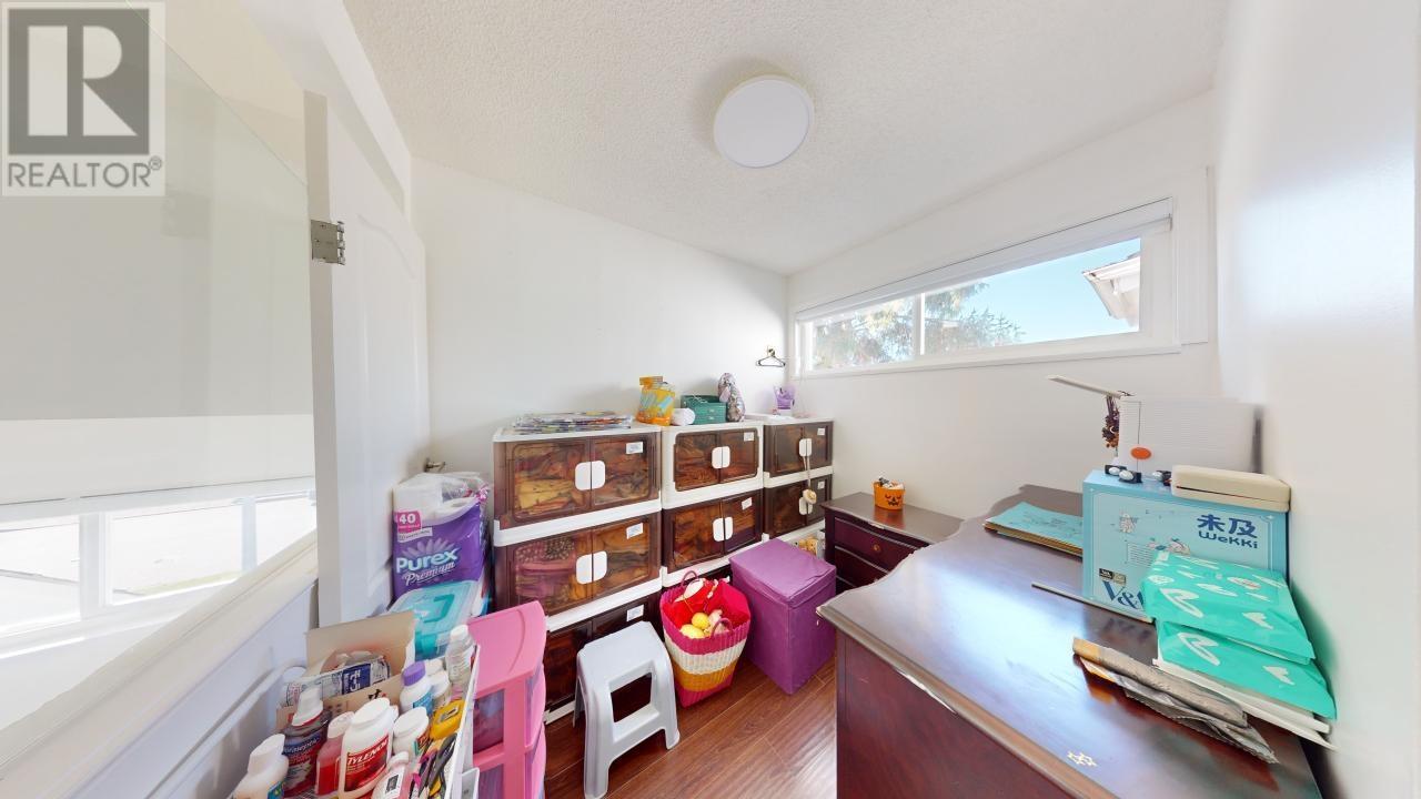 Listing Picture 25 of 31 : 7920 FROBISHER DRIVE, Richmond / 烈治文 - 魯藝地產 Yvonne Lu Group - MLS Medallion Club Member