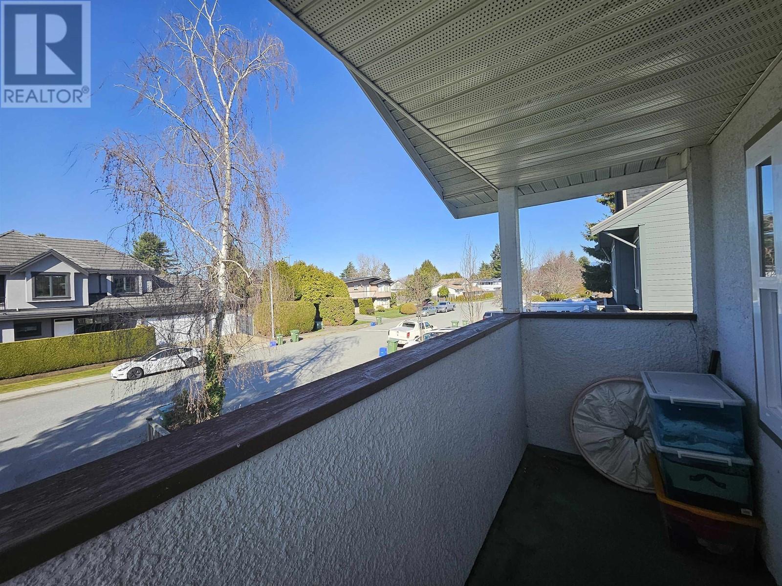 Listing Picture 28 of 31 : 7920 FROBISHER DRIVE, Richmond / 烈治文 - 魯藝地產 Yvonne Lu Group - MLS Medallion Club Member