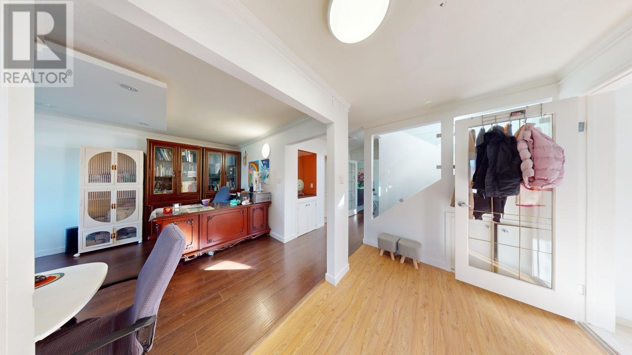 Listing Picture 7 of 31 : 7920 FROBISHER DRIVE, Richmond / 烈治文 - 魯藝地產 Yvonne Lu Group - MLS Medallion Club Member