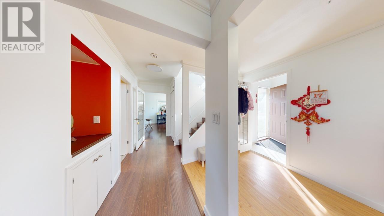 Listing Picture 8 of 31 : 7920 FROBISHER DRIVE, Richmond / 烈治文 - 魯藝地產 Yvonne Lu Group - MLS Medallion Club Member