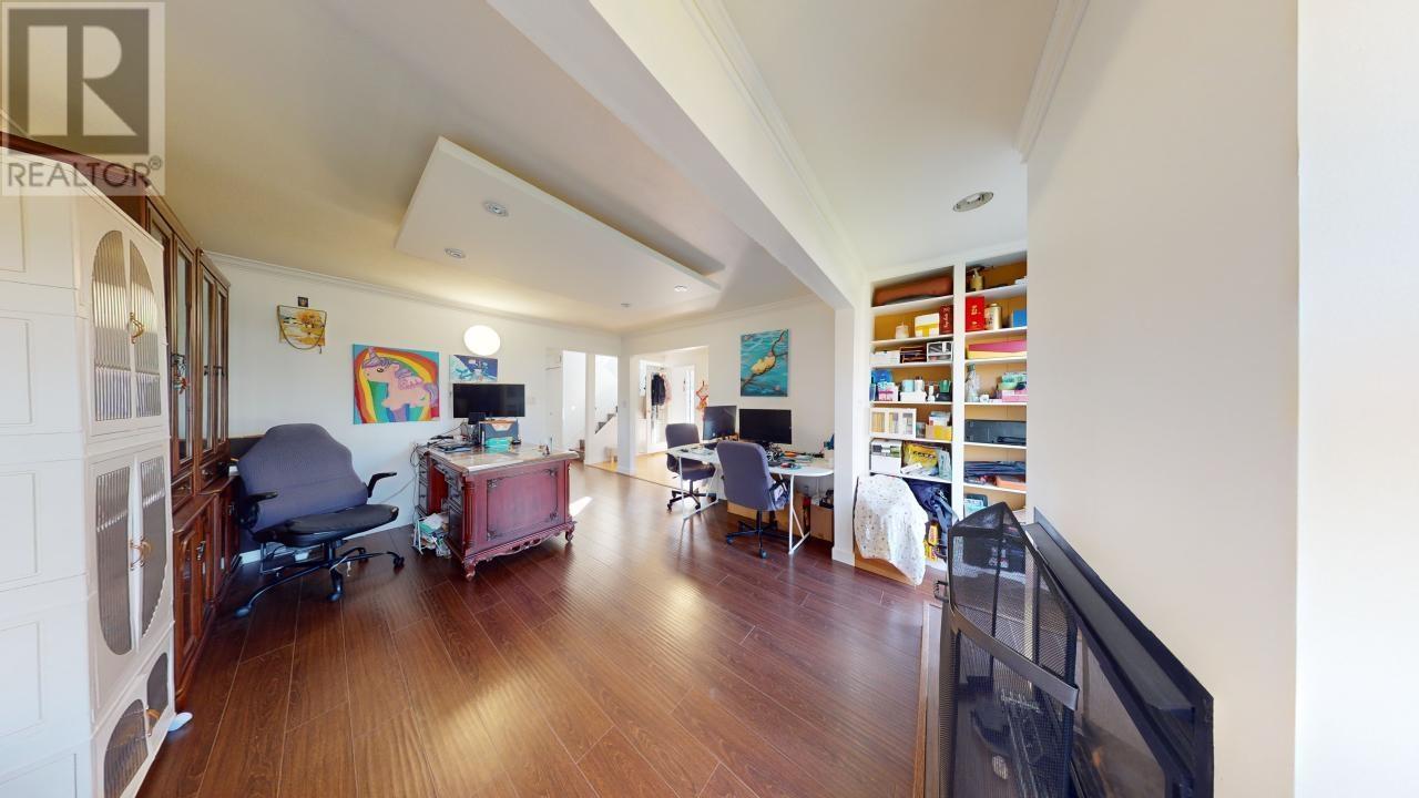 Listing Picture 9 of 31 : 7920 FROBISHER DRIVE, Richmond / 烈治文 - 魯藝地產 Yvonne Lu Group - MLS Medallion Club Member