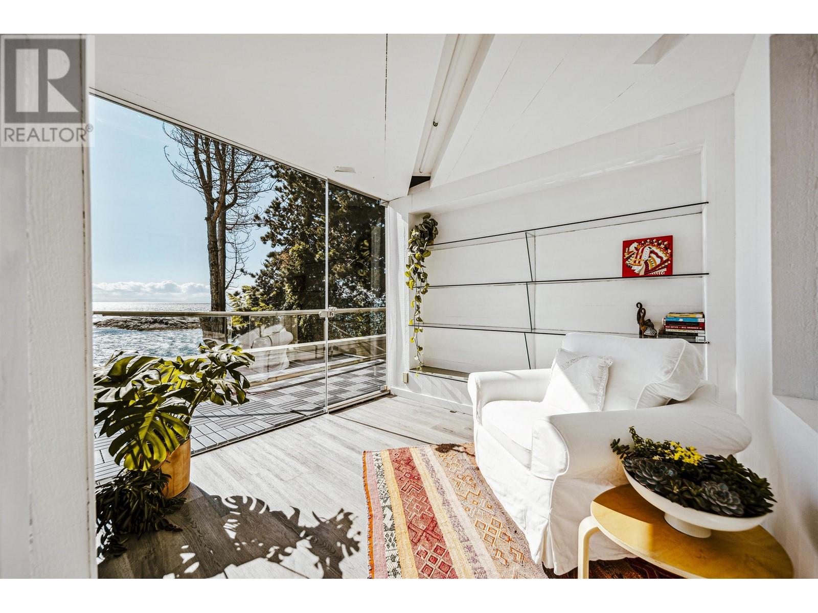 5934 Marine Drive, West Vancouver, British Columbia  V7W 2S2 - Photo 16 - R2933432