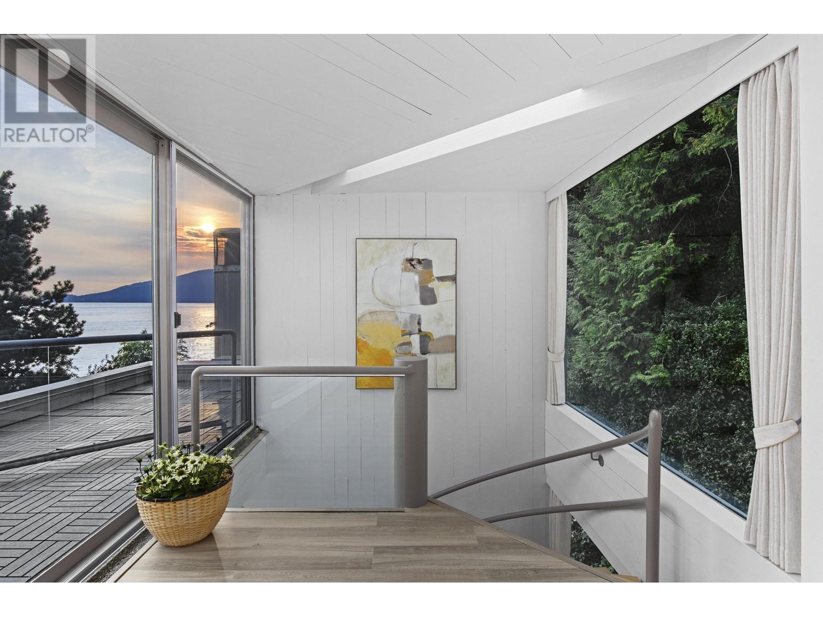 5934 Marine Drive, West Vancouver, British Columbia  V7W 2S2 - Photo 24 - R2933432