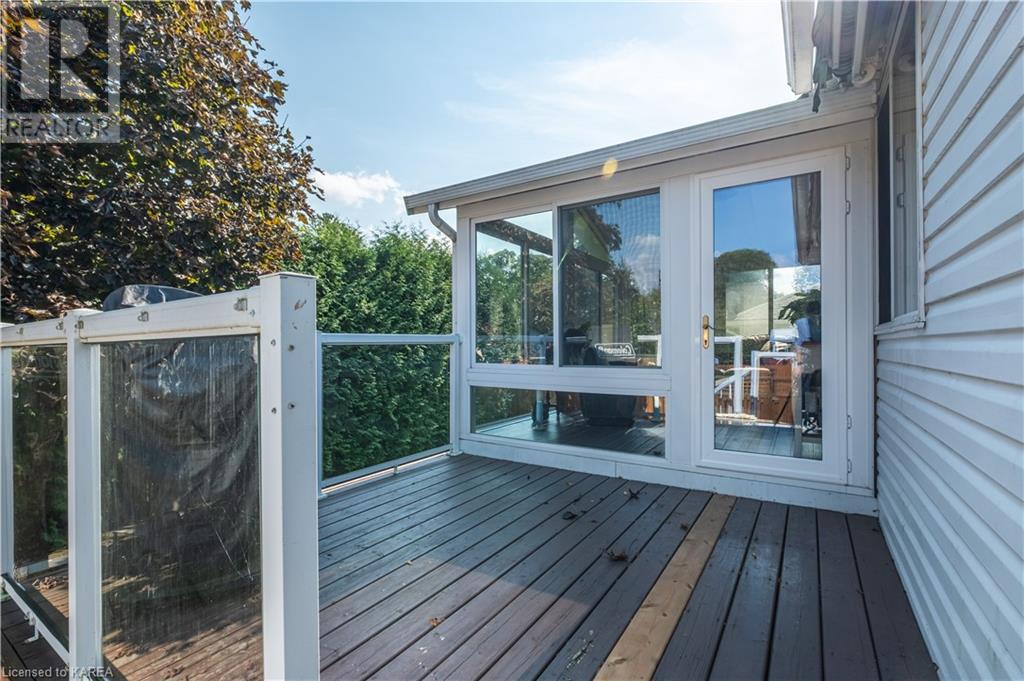 155 Elmwood Drive, Gananoque, Ontario  K7G 1P2 - Photo 11 - 40659617