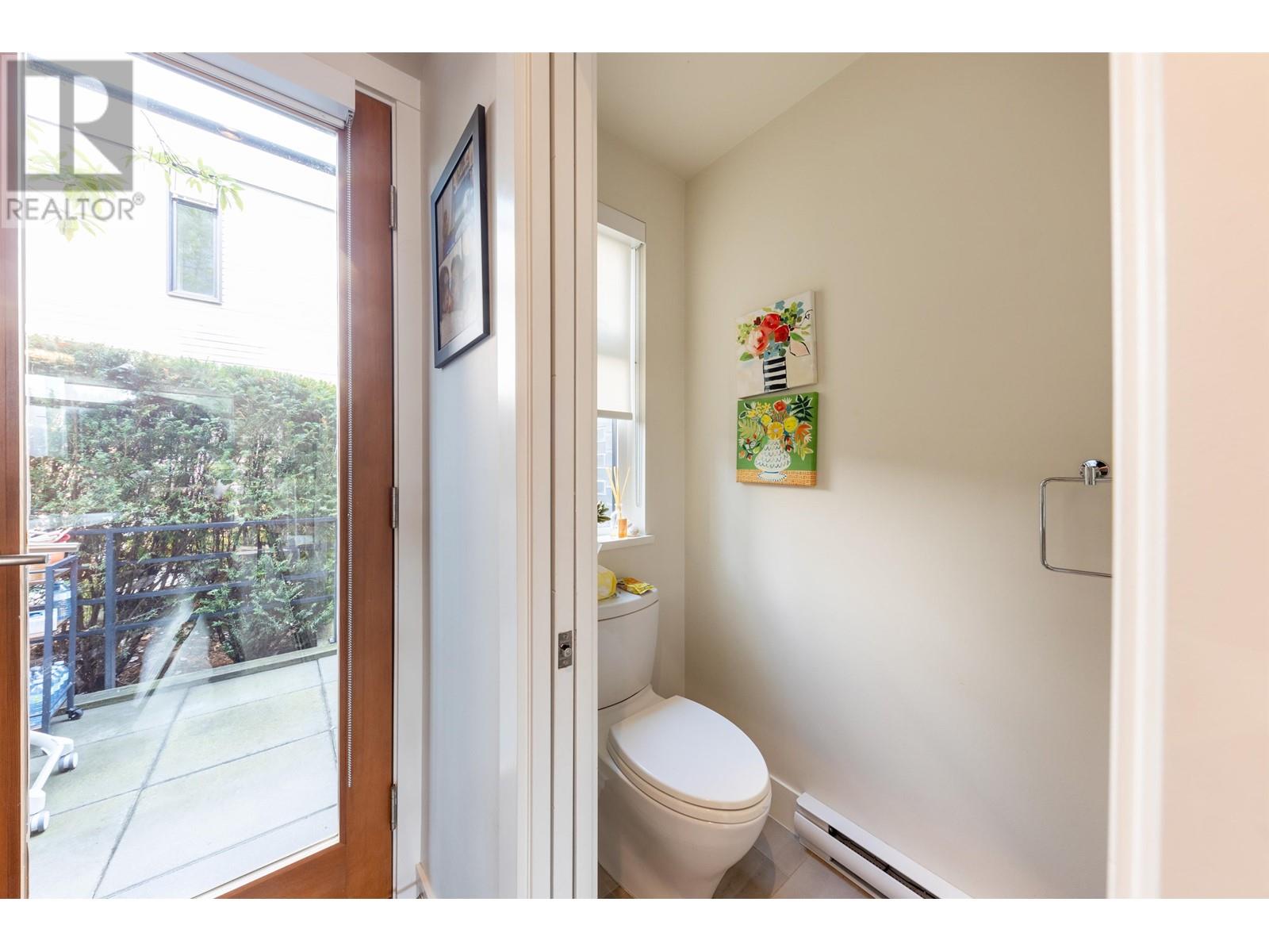 Listing Picture 16 of 35 : 979 W 46TH AVENUE, Vancouver / 溫哥華 - 魯藝地產 Yvonne Lu Group - MLS Medallion Club Member