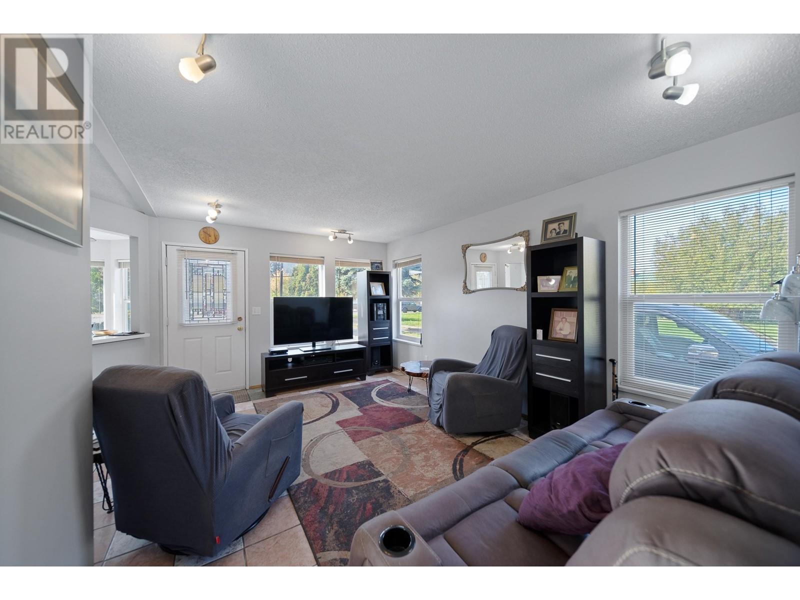 1455 Quilchena Ave, Merritt, British Columbia  V1K 1B8 - Photo 6 - 181286
