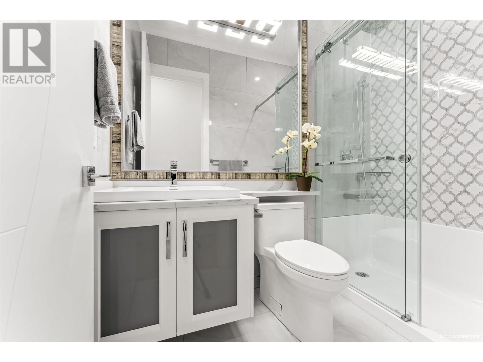 5823 16 Avenue, Delta, British Columbia  V4L 1G8 - Photo 5 - R2932281
