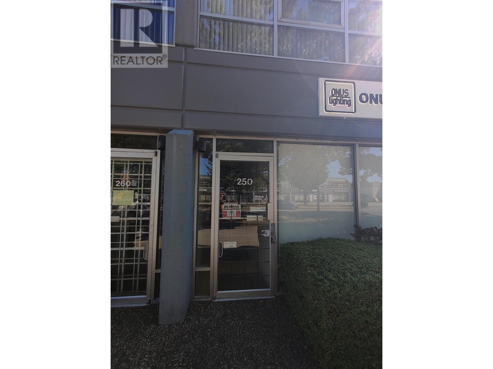 250 11180 Voyageur Way, Richmond, British Columbia  V6X 3N8 - Photo 3 - C8062106