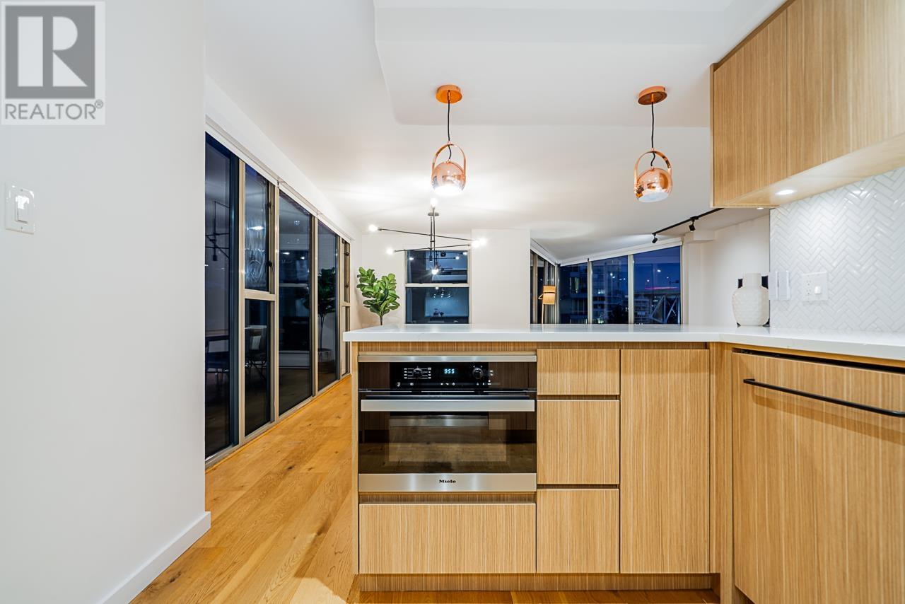 Listing Picture 10 of 30 : 501 1000 BEACH AVENUE, Vancouver / 溫哥華 - 魯藝地產 Yvonne Lu Group - MLS Medallion Club Member