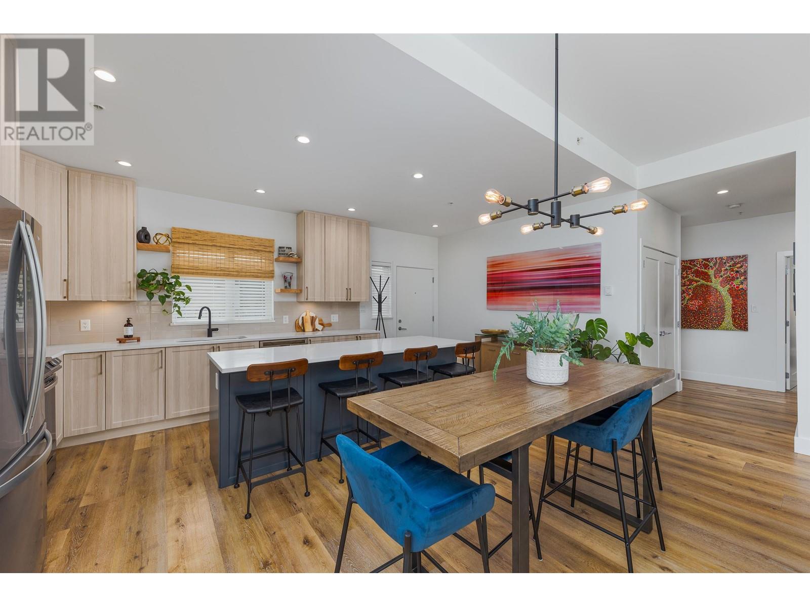 609 1365 Pemberton Avenue, Squamish, British Columbia V8B 1B7 - Photo 11 - R2930128