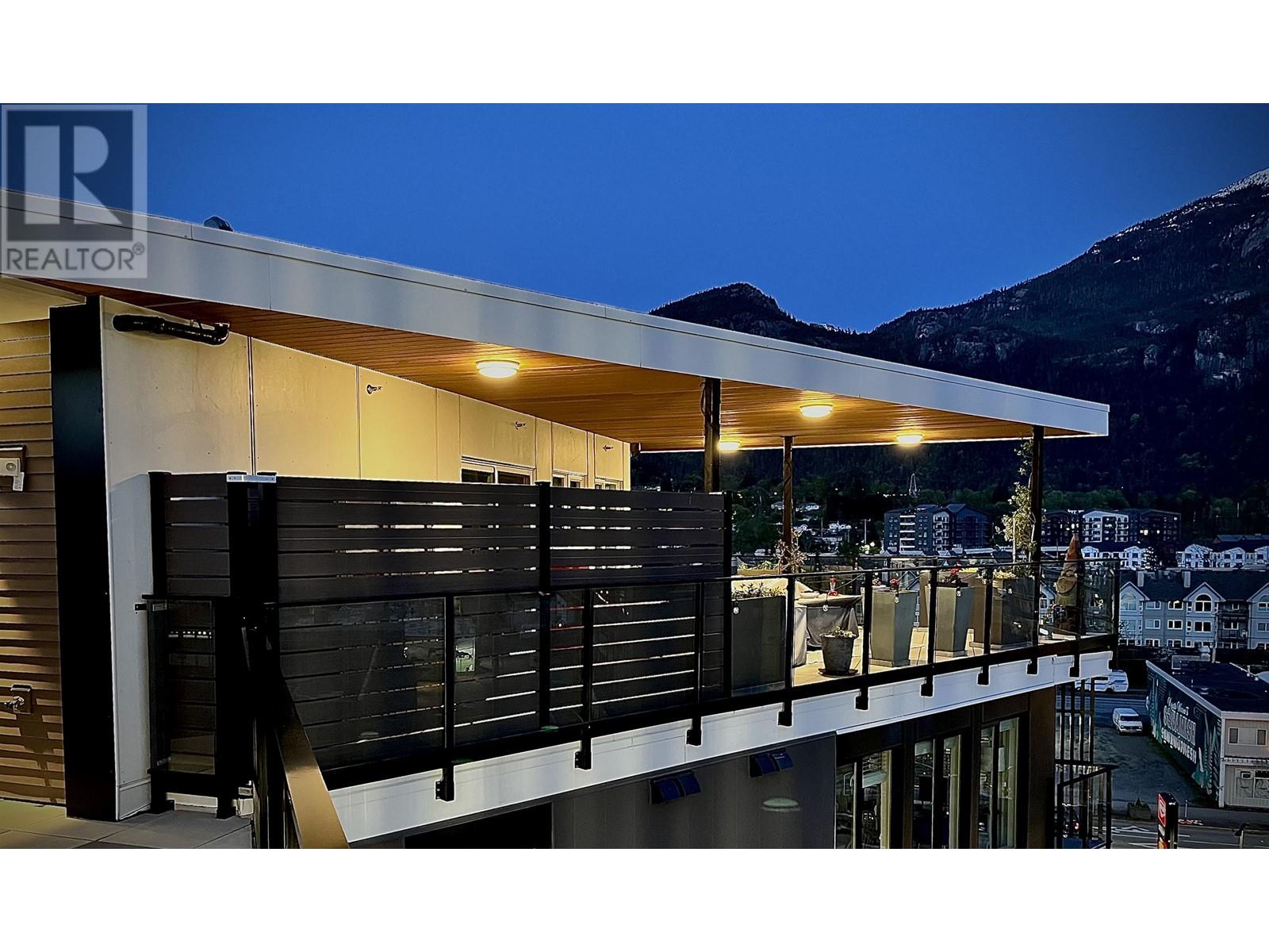 609 1365 Pemberton Avenue, Squamish, British Columbia V8B 1B7 - Photo 27 - R2930128