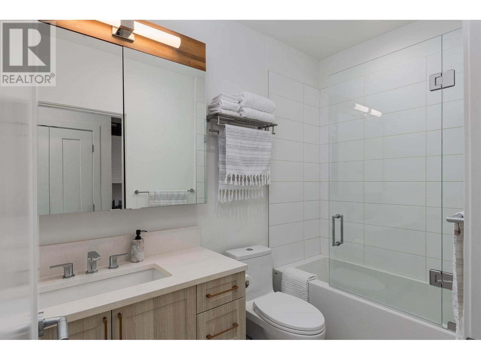 609 1365 Pemberton Avenue, Squamish, British Columbia V8B 1B7 - Photo 18 - R2930128