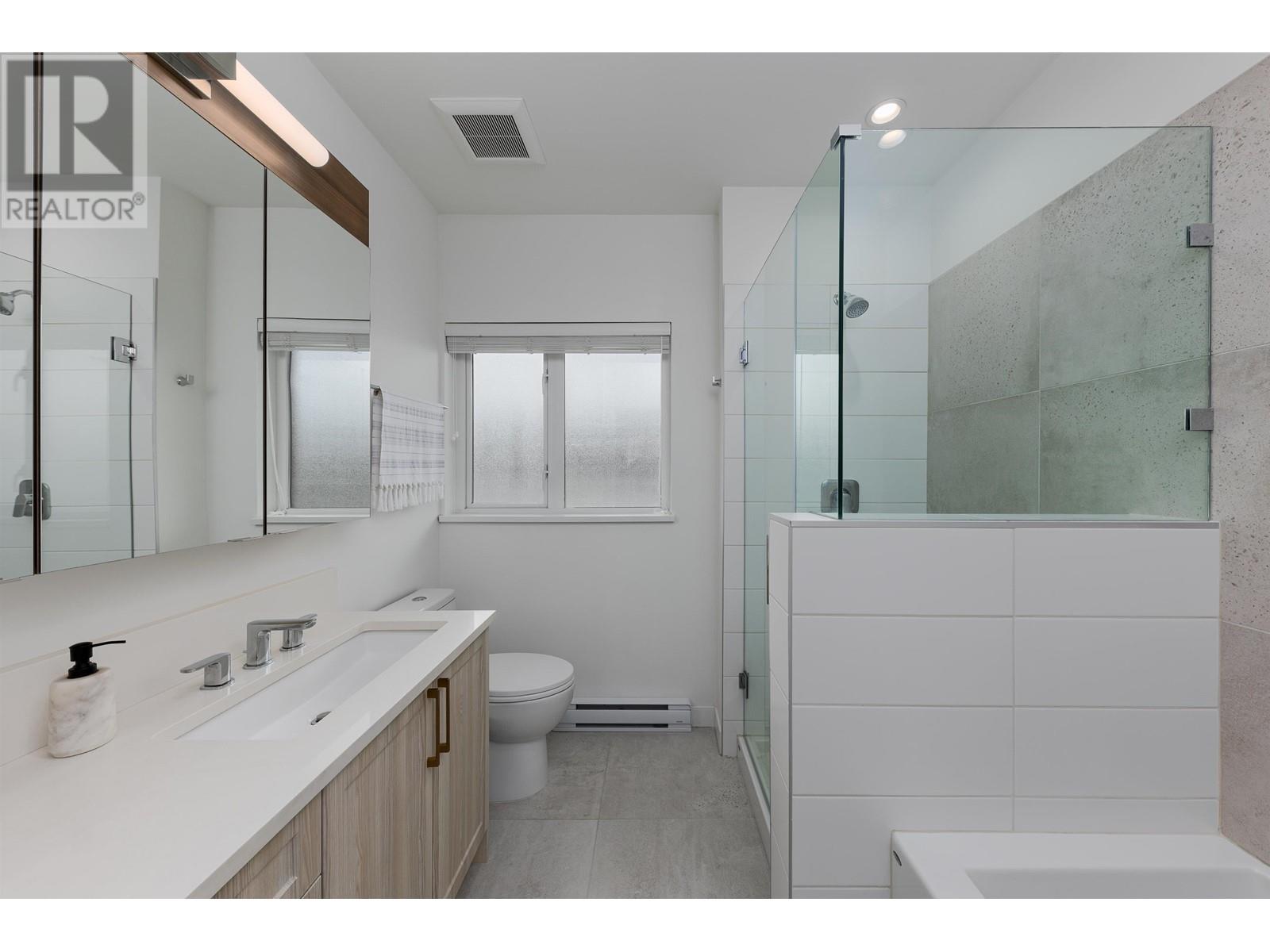 609 1365 Pemberton Avenue, Squamish, British Columbia V8B 1B7 - Photo 22 - R2930128