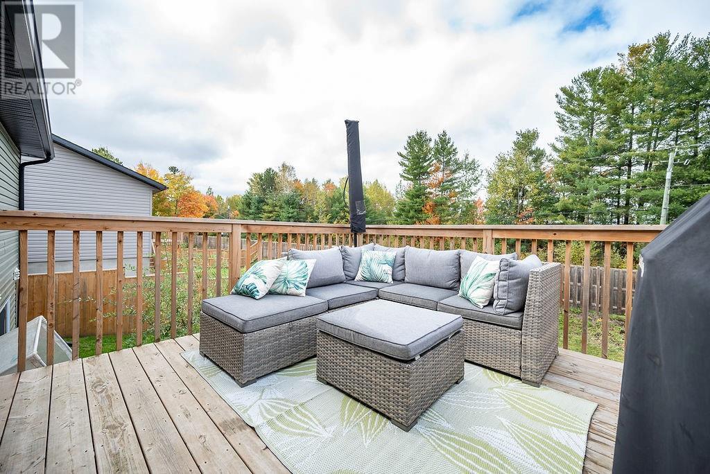 32 TERRANCE DRIVE Petawawa