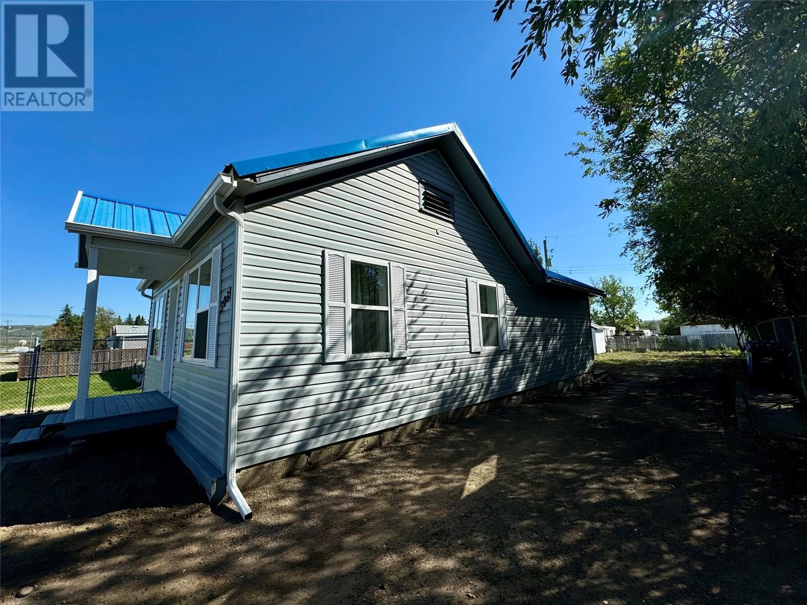 5013 52 Avenue Pouce Coupe