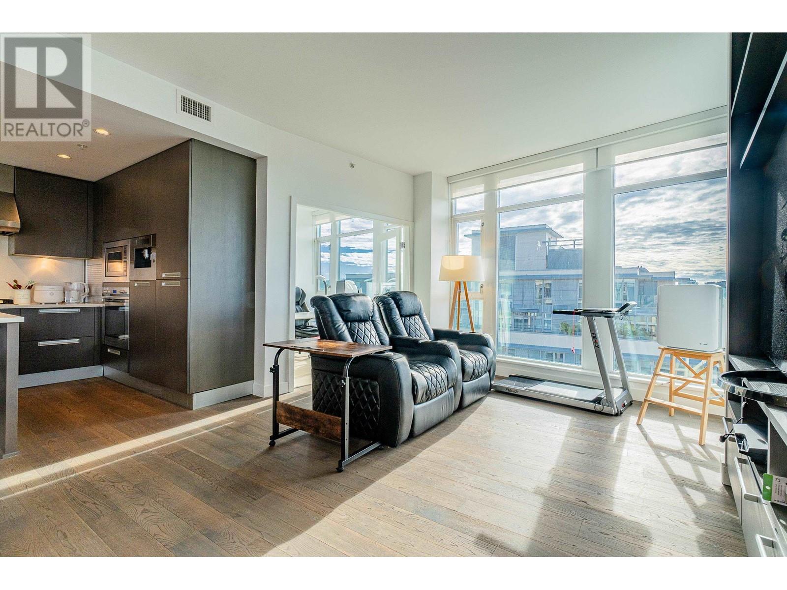 Property at 1602 288 W 1ST AVENUE image 3
