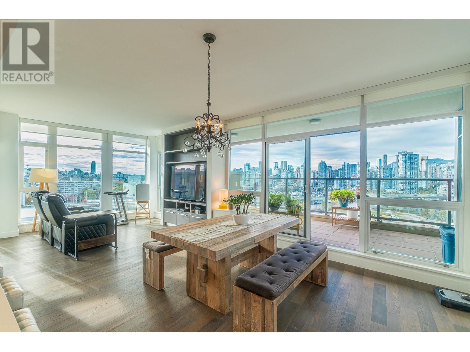 Property at 1602 288 W 1ST AVENUE image 1