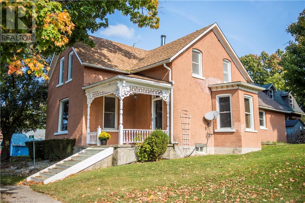 8 ELIZABETH Drive, allenford, Ontario
