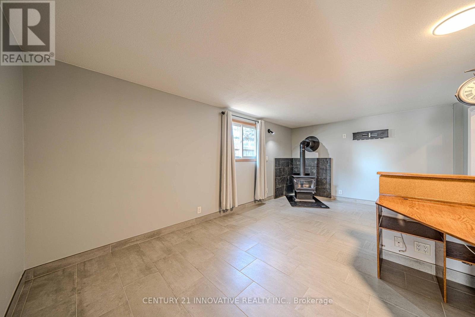 70 St Clair Avenue, Kitchener, Ontario  N2M 3Z4 - Photo 8 - X9386640